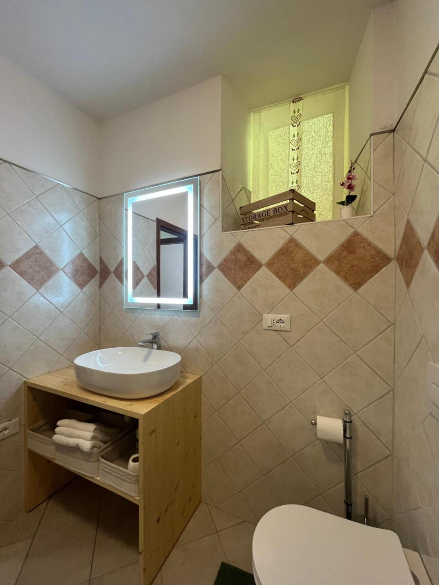 Borgo Bliss Apartment Tenno Exterior photo